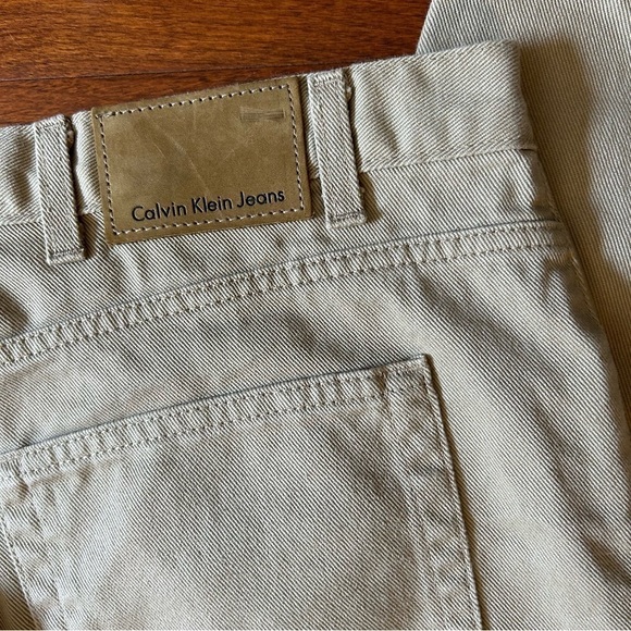 Calvin Klein Men’s Easy Fit Jeans in Khaki, 5 Pocket, Size W42 L32, NWOT - Picture 8 of 11